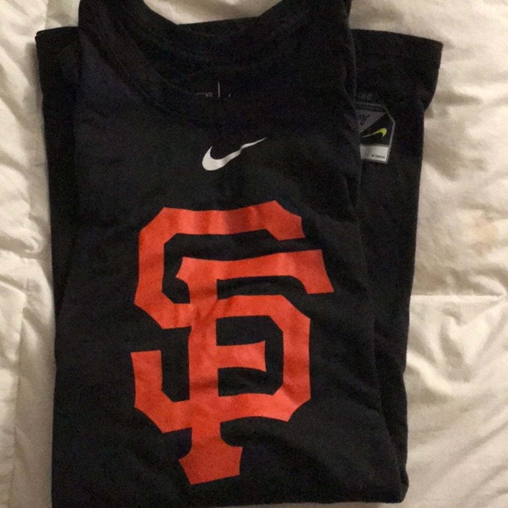 Authentic San Francisco Giants nike shirt.